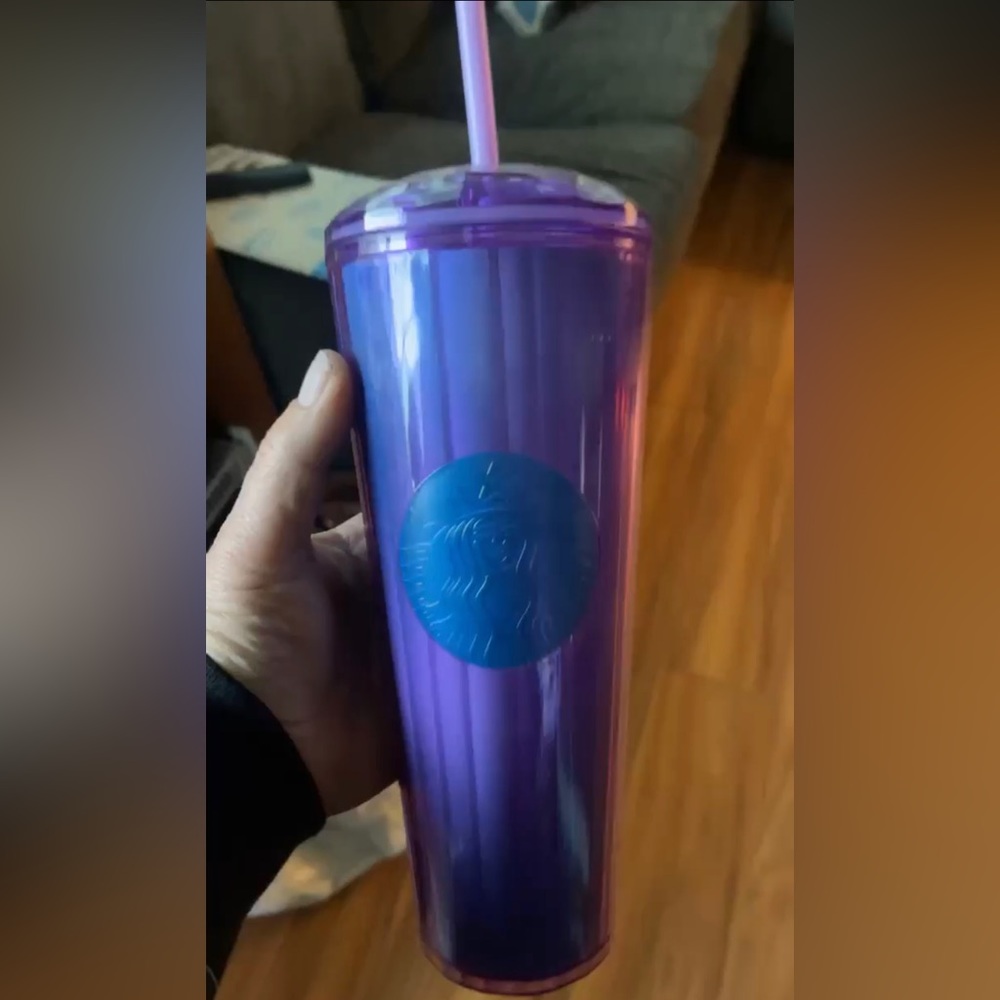 New Starbucks 24 oz tumbler purple